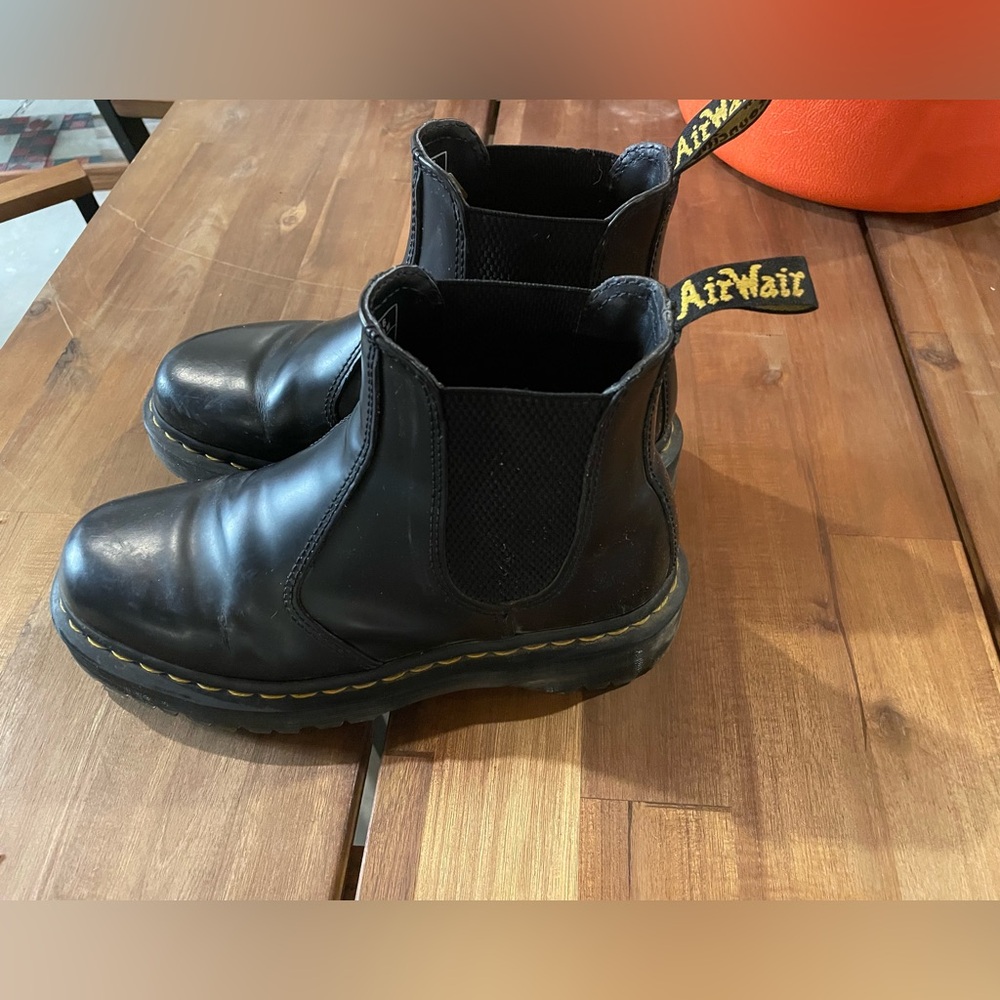Dr. Marten Chelsea boots - Picture 3 of 4